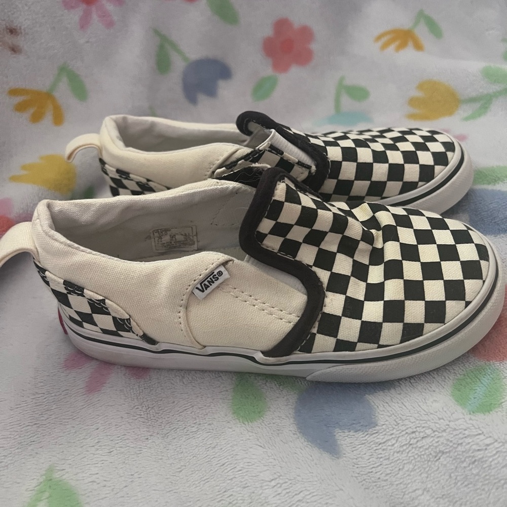 Toddler size 10 vans barely worn will ship within 24 hours